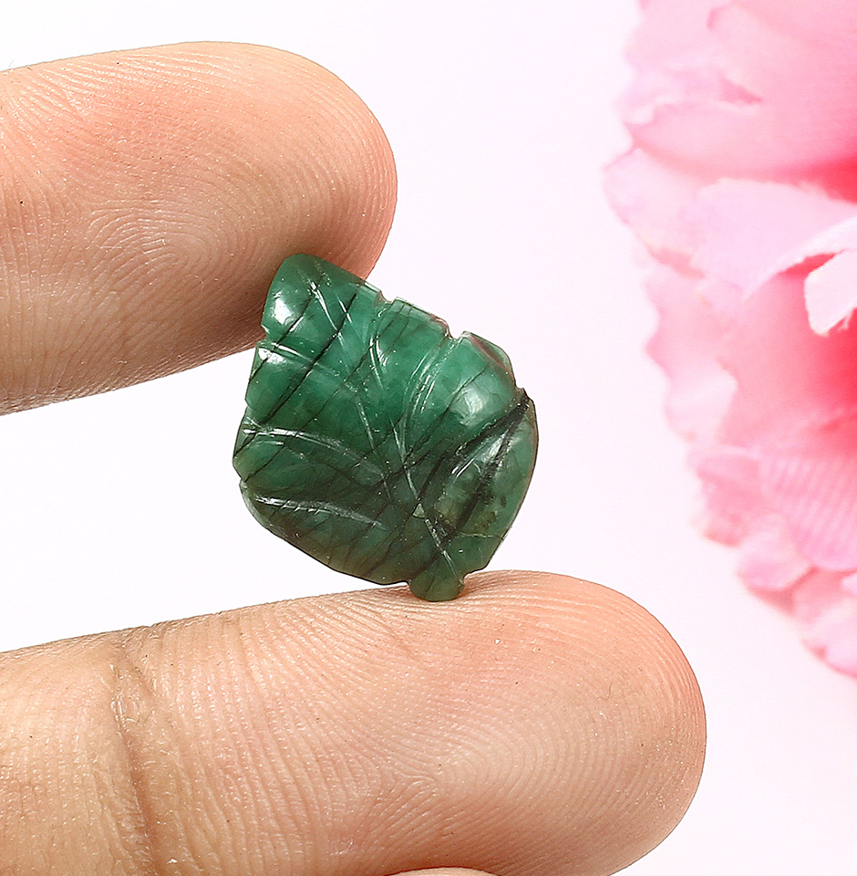 Beautiful Leaf Carved Natural Emerald Gemstone