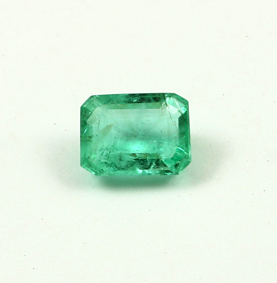 Eye Clean Colombian EMerald