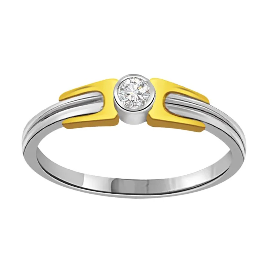 Solitaire Heart Shape Diamond 18K Ring