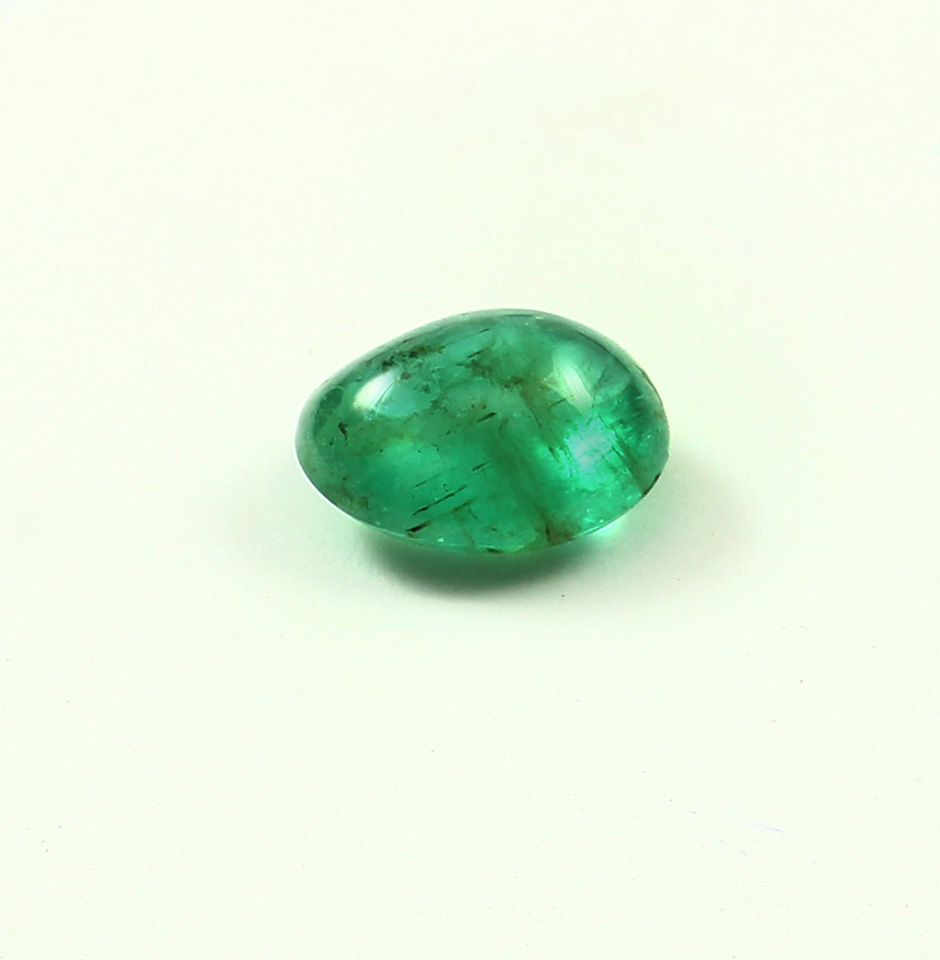 Smooth Emerald Oval Cabochon