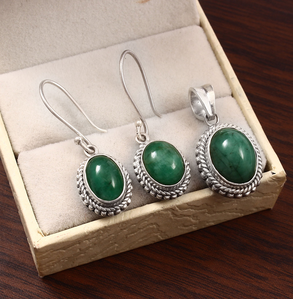 Zambian Emerald Jewelry Set